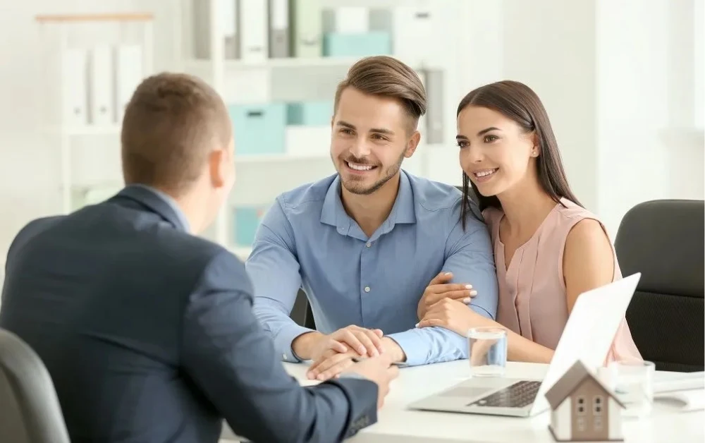 Access to an Extensive Choice of Loan Products a Mortgage Broker